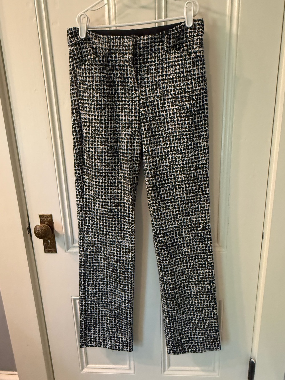 Express Women’s Editor Barely Boot Low Rise Black & White Tweed 0R Pants